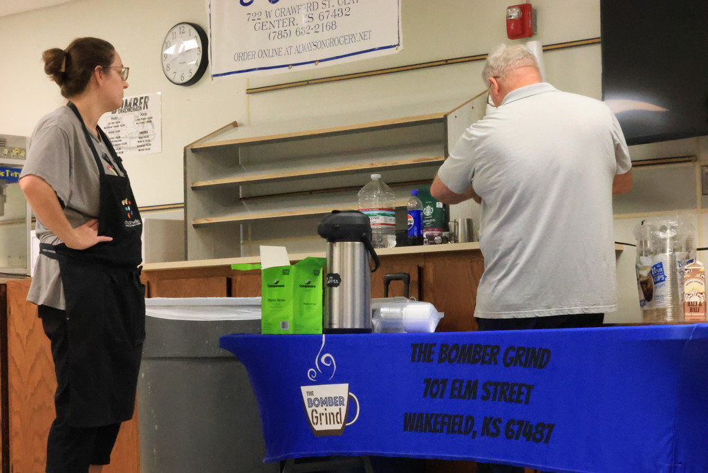 The USD 379 Excellence Foundation celebrated the Wakefield staff this morning by bringing in Mr. Summerson and the Bomber Grind to provide drinks to all staff members. 
