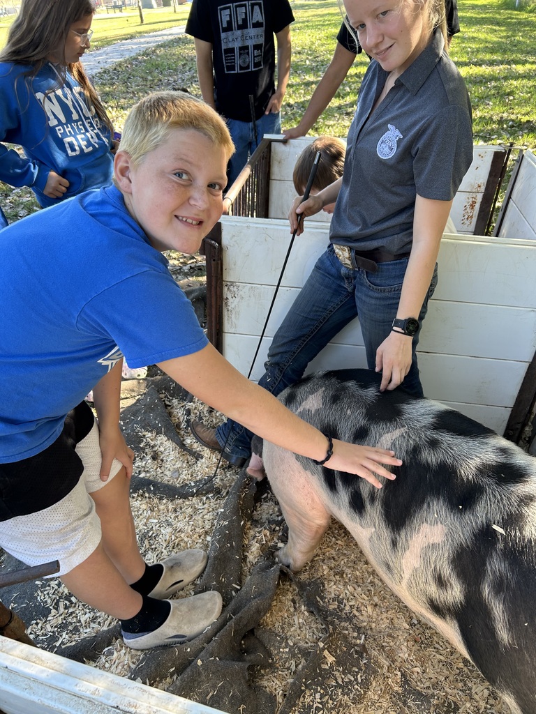 Mr. Yenni's 5th graders visited Clay Center last Friday for the Farm Safety Day hosted by the CCCHS FFA.