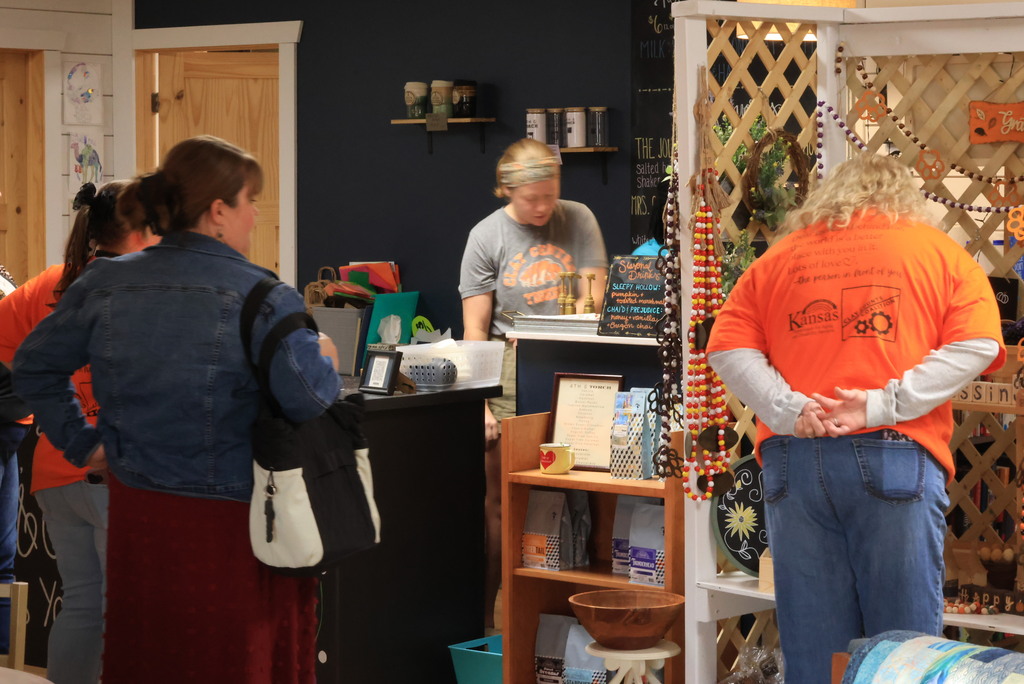 The USD 379 Excellence Foundation is treating Garfield and district office staff to free drinks from 4th and Court Bookshop & Makerspace Torch Coffee. 