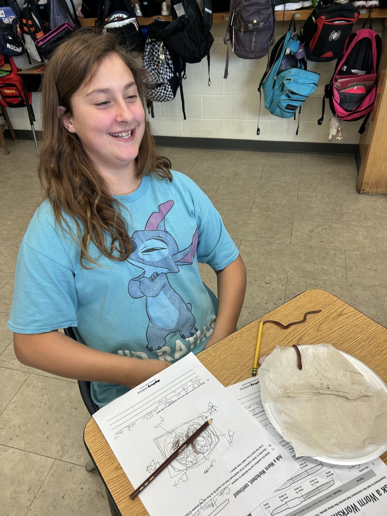 Mr. Yenni's science class studied worms with an experiment to prove whether they like wet, dark places. 