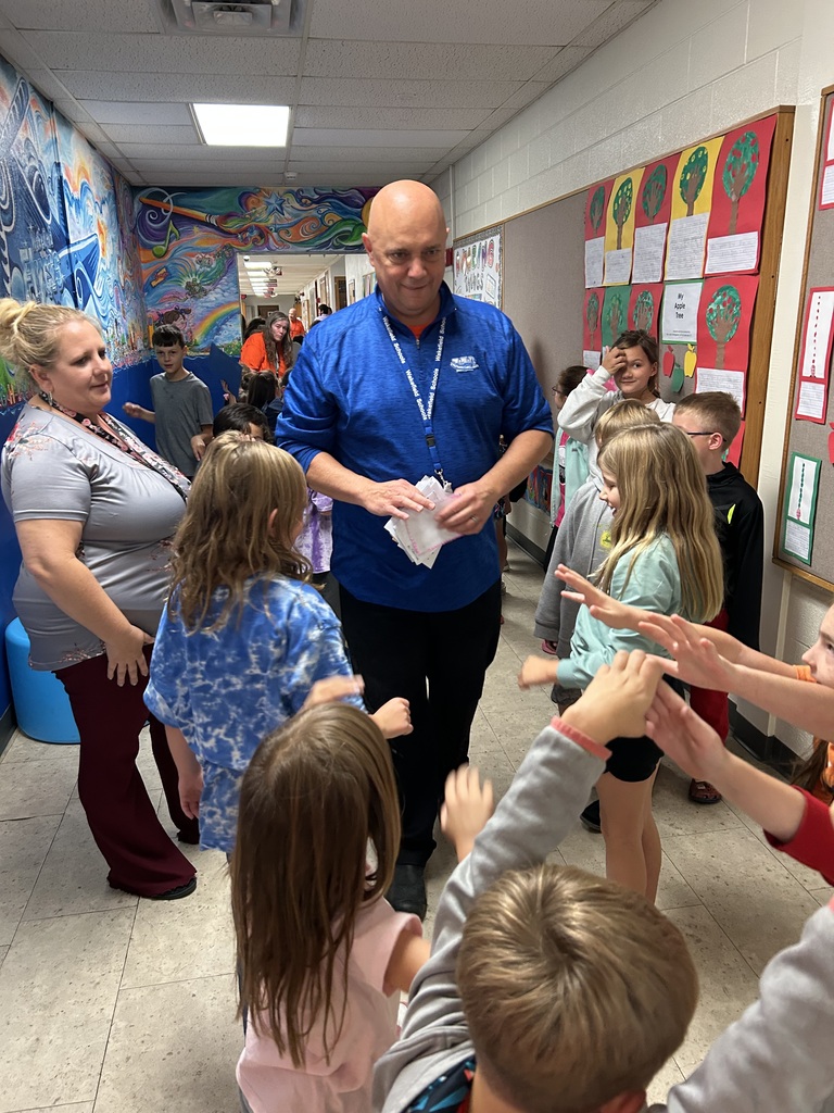 K-12 students and staff lined the hallways to show love and appreciation to Mr. Leis, our K-12 principal, in celebration of National Principal's Month! 