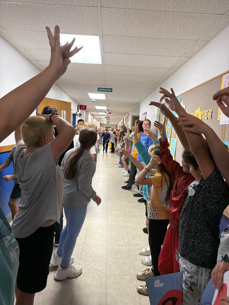 K-12 students and staff lined the hallways to show love and appreciation to Mr. Leis, our K-12 principal, in celebration of National Principal's Month! 
