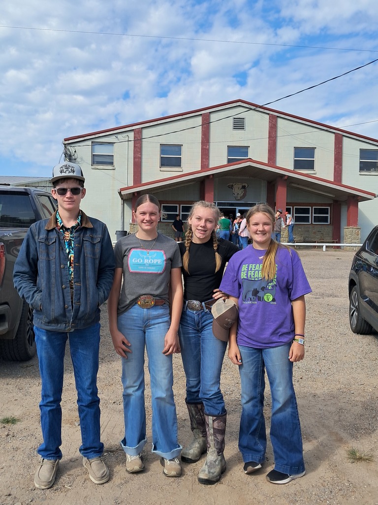 pictures of students from event