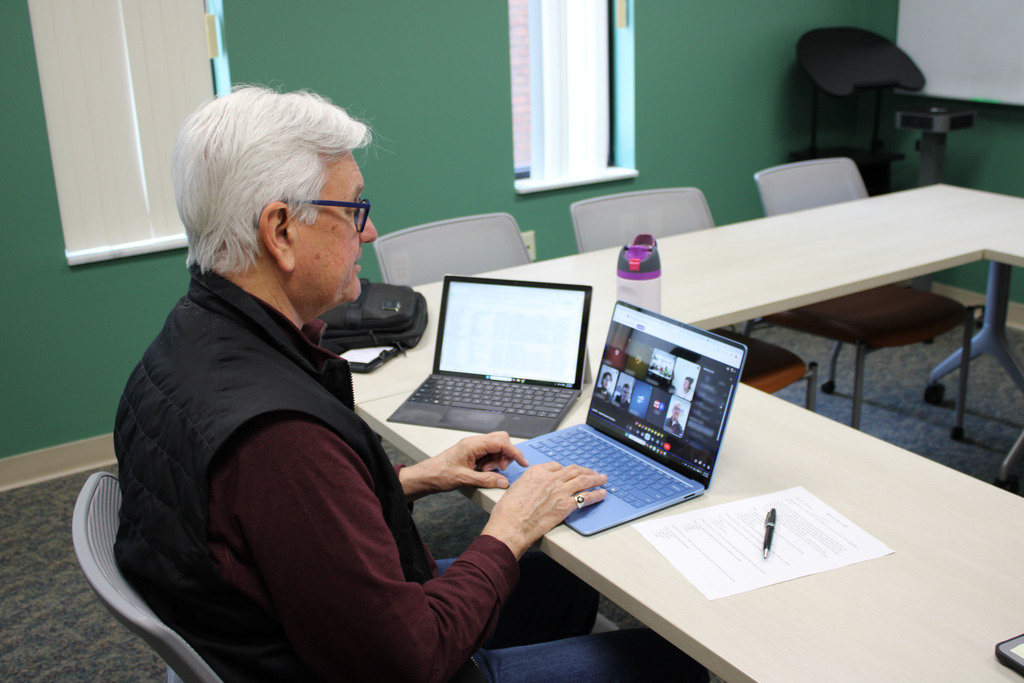 Bob Pautke talks to students from across Clermont County in their Content Creators meeting on google meet.
