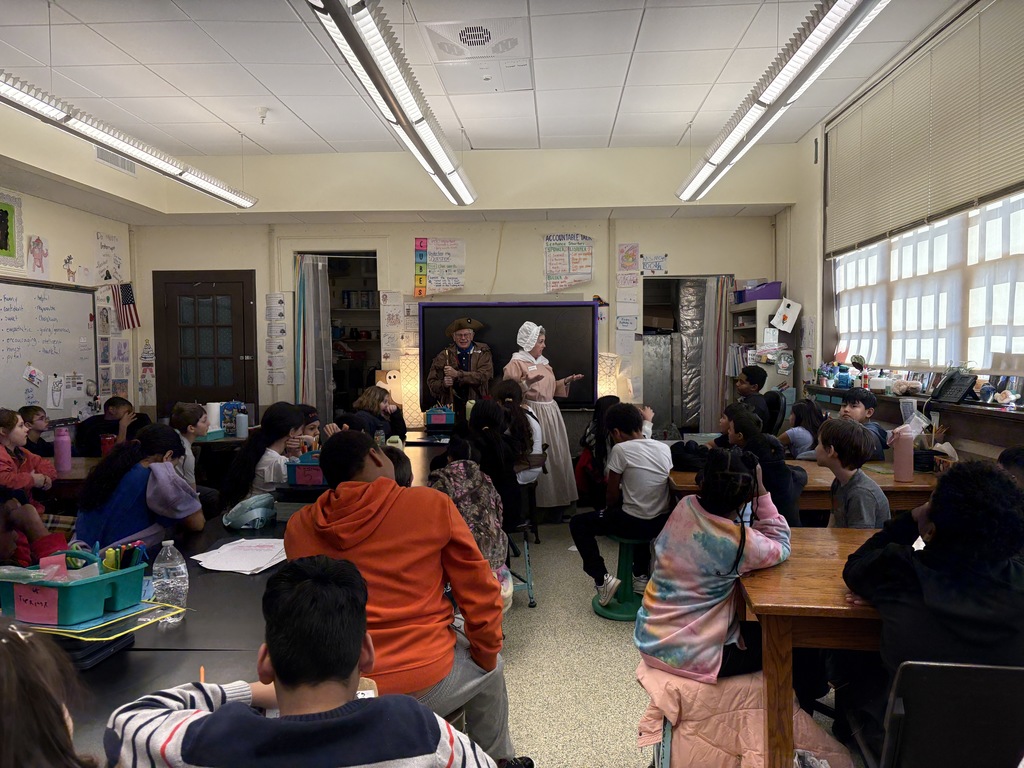 4th Grade Museum Center 6