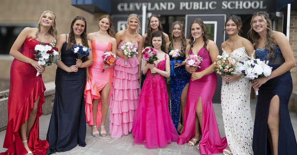 Prom girls