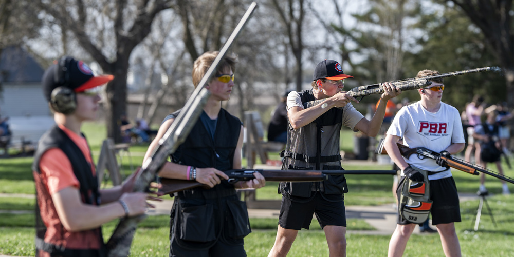Mueller watching target