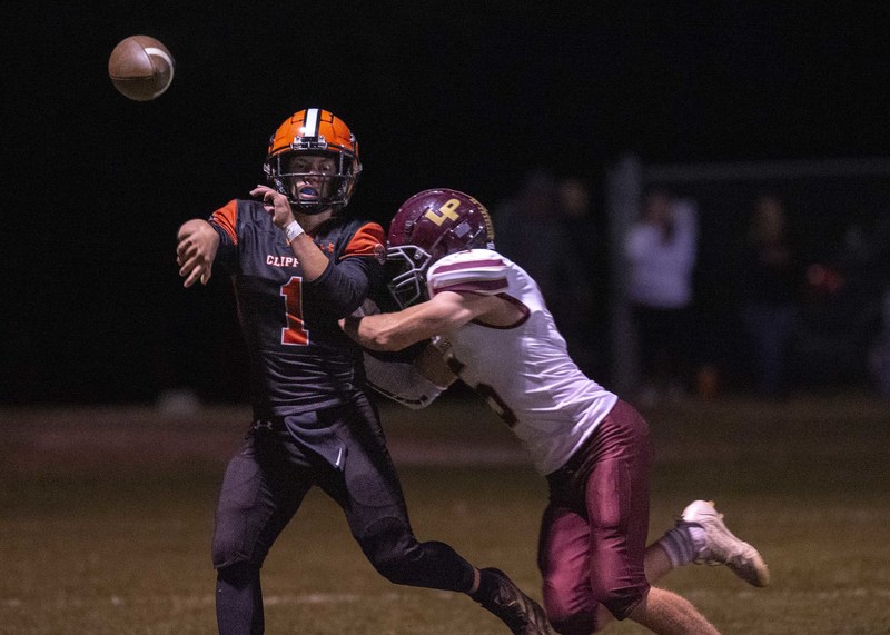 Lyons throw