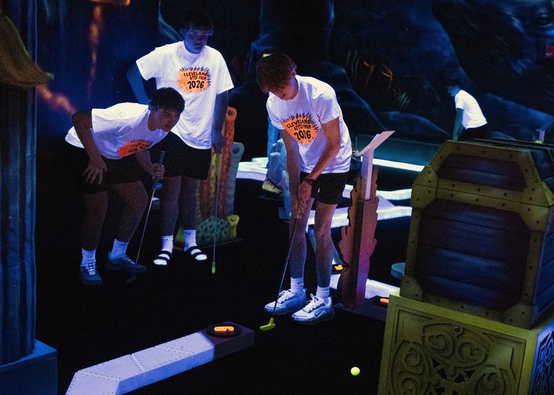 Mini-golf