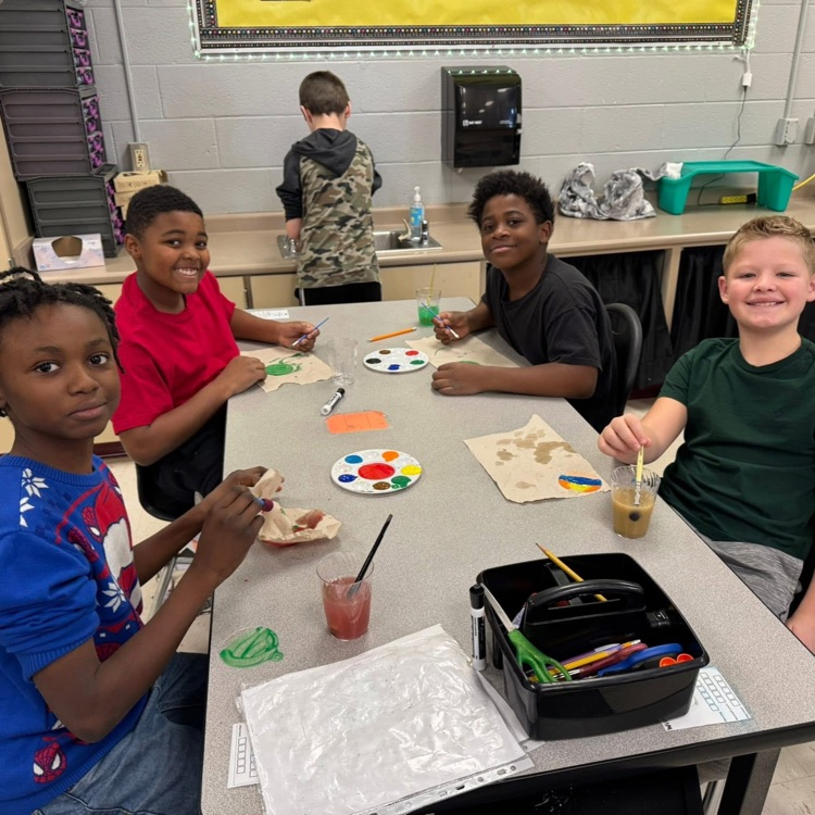 students ornament painting 