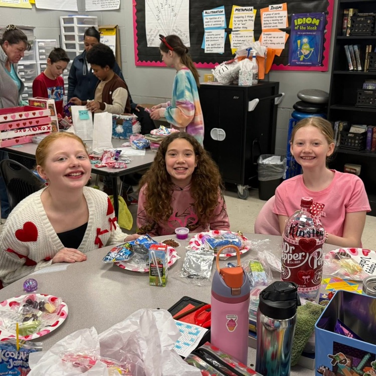 valentine’s day girls