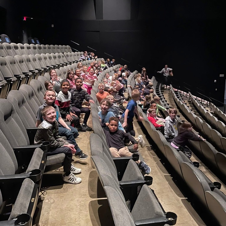 students enjoying the putnam museum