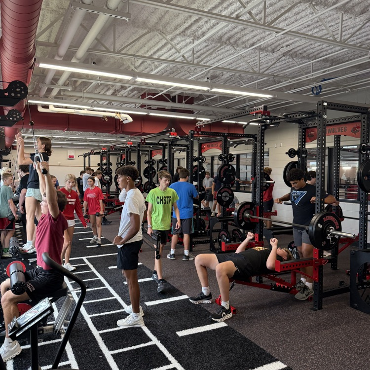 kids in weight room