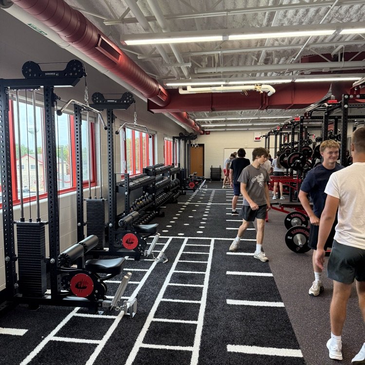 kids in weight room