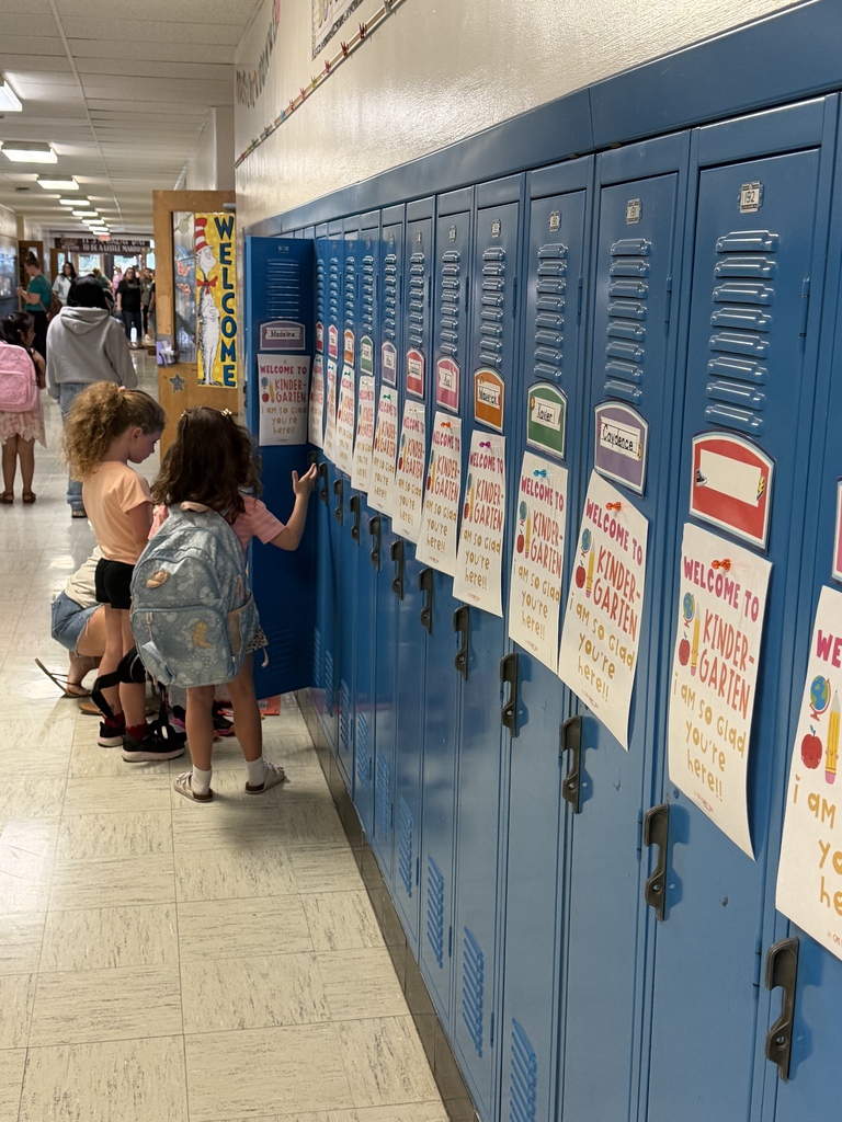student finding their lockers