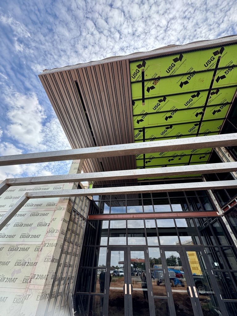 New CMS entrance