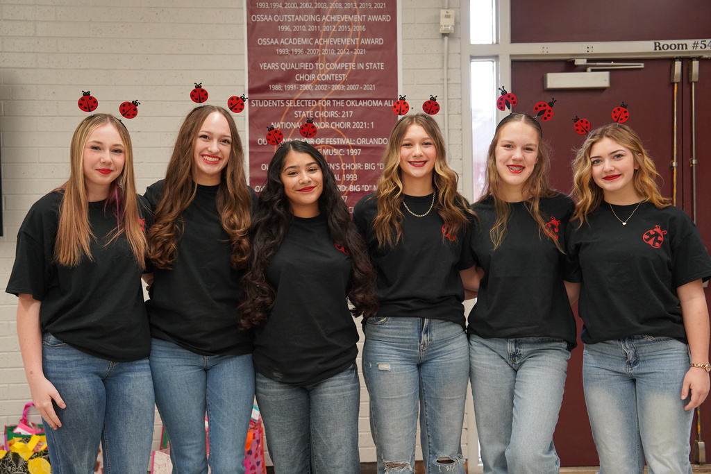 Singing Valentine Group 5