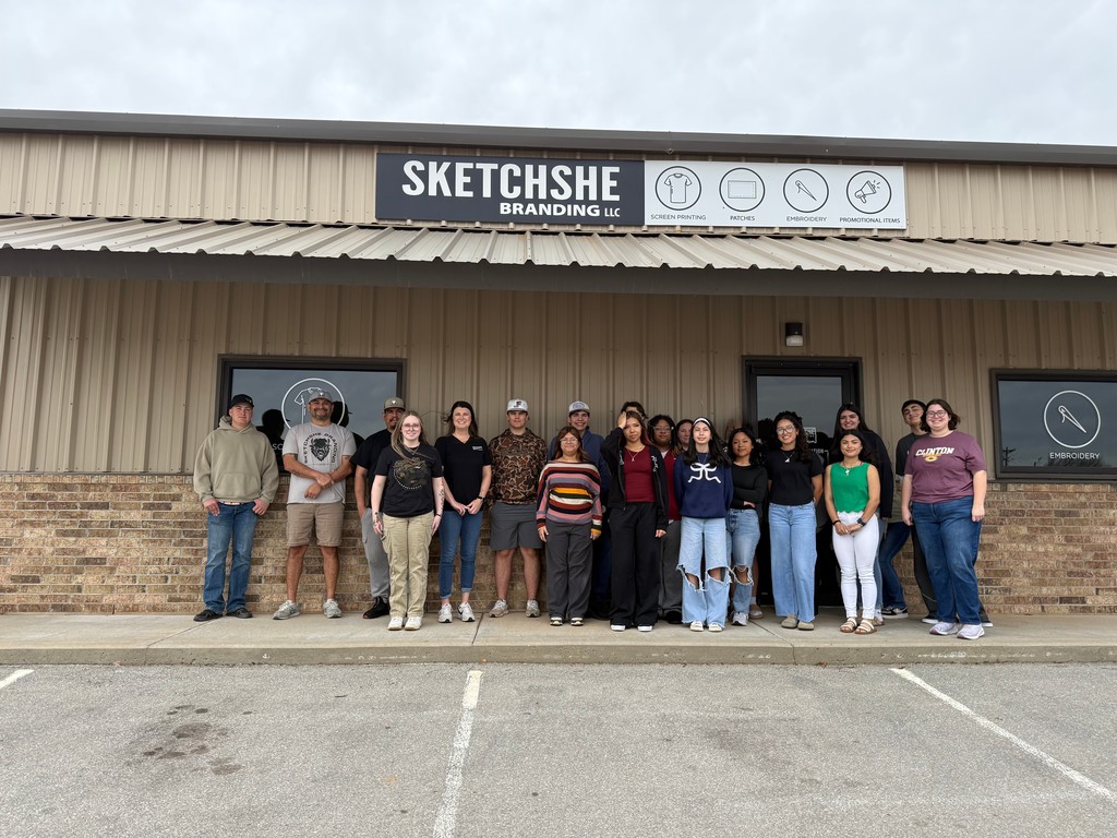Students at SketchShe