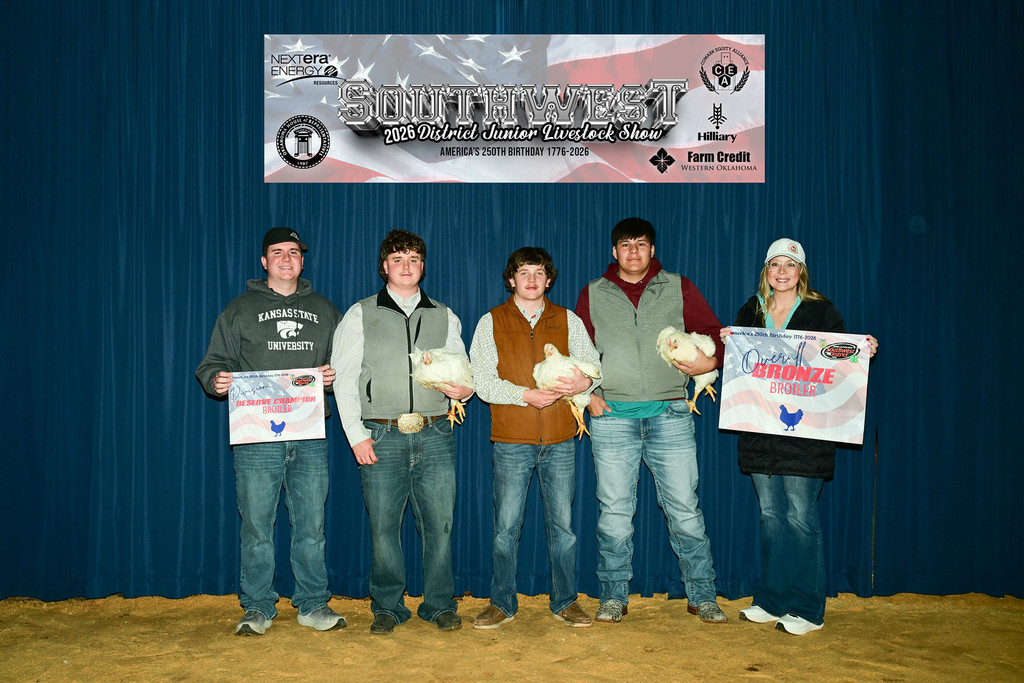 FFA students holding broilers