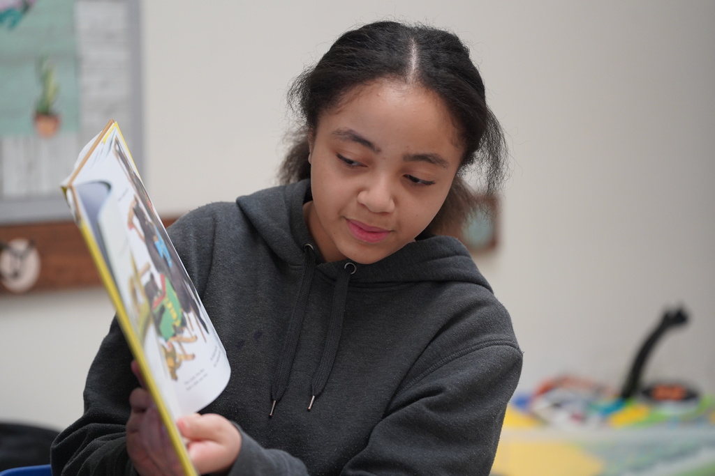 GT student holding book