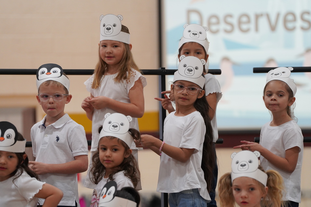 Students wearing polar bear hats