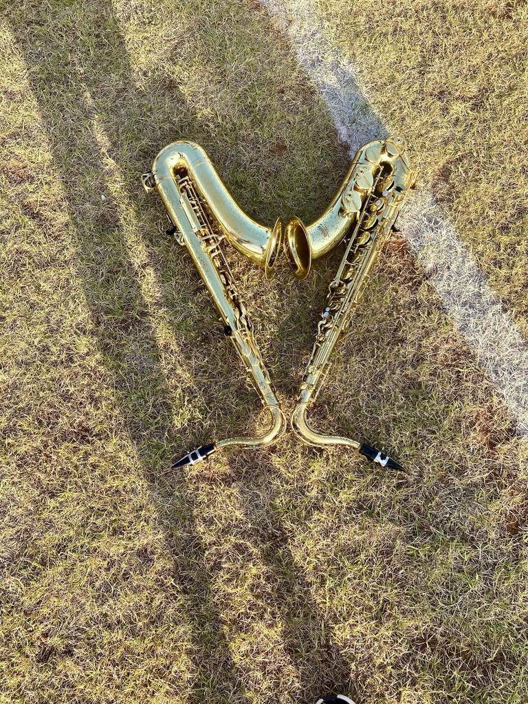 Saxophones placed in the shape of the heart