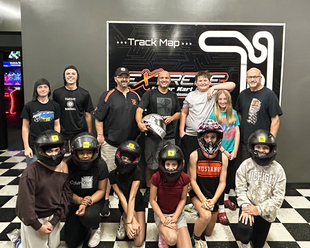 Photo of those who participated during the Night on the Track