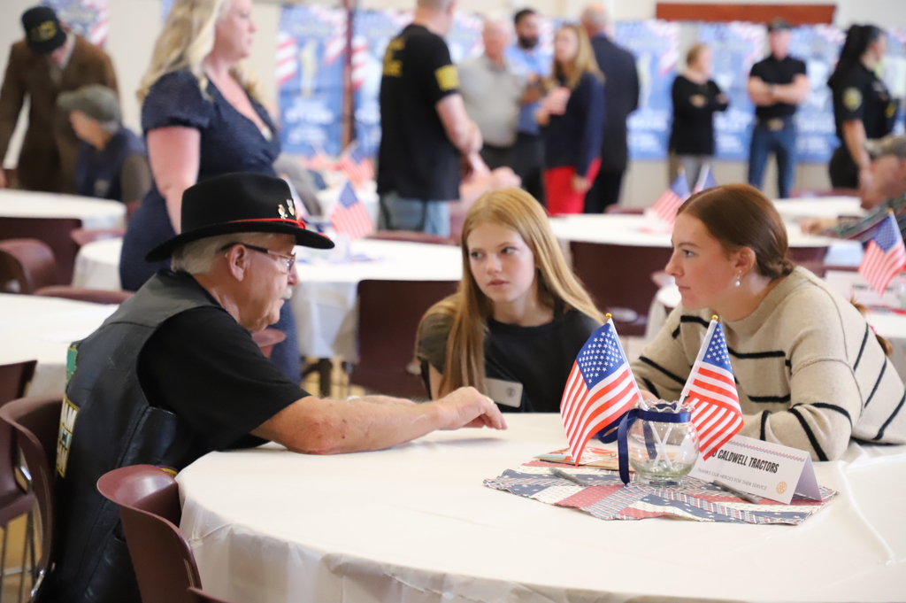 Students and veteran