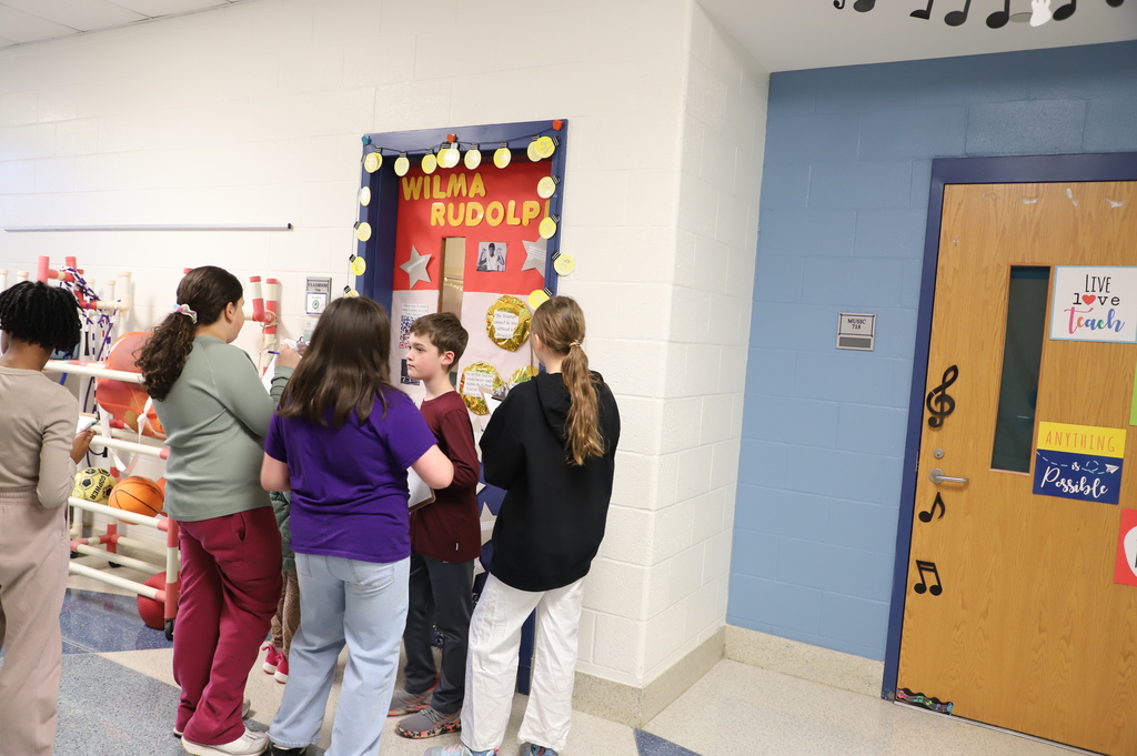 door decorating contest