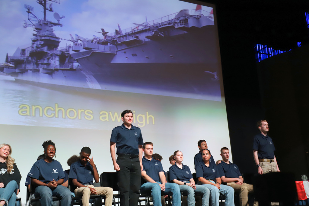 enlistees-Coast Guard