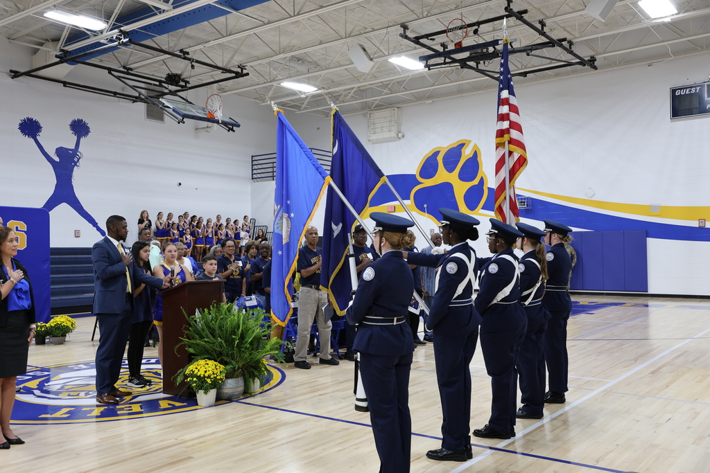 Flags and pledge leaders