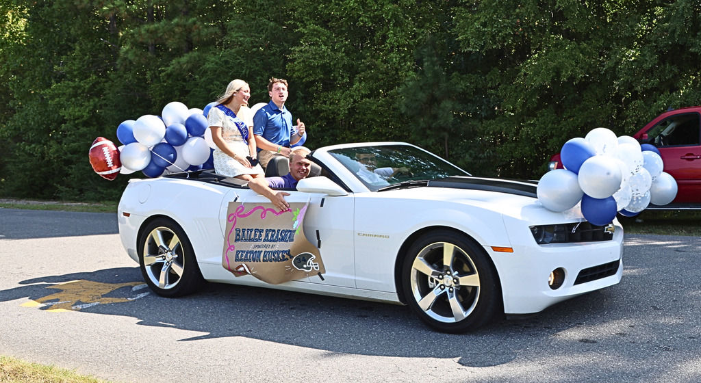 HOCO Bailee and Keaton