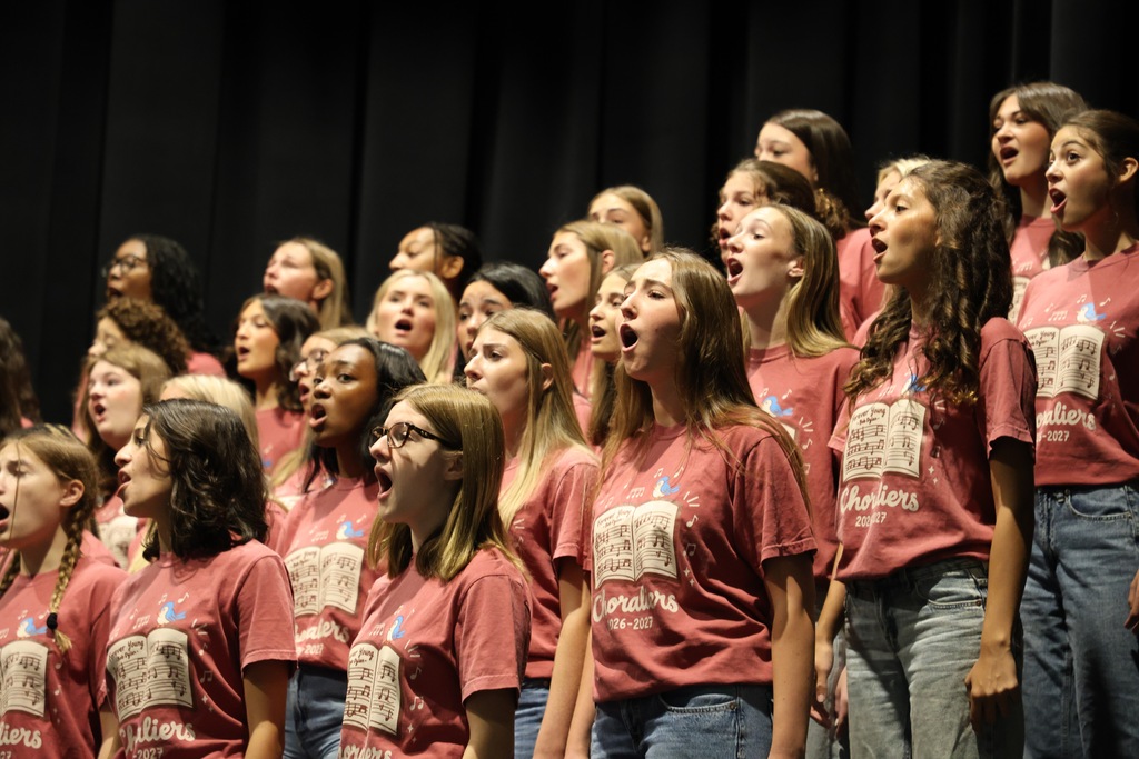 Choraliers singing