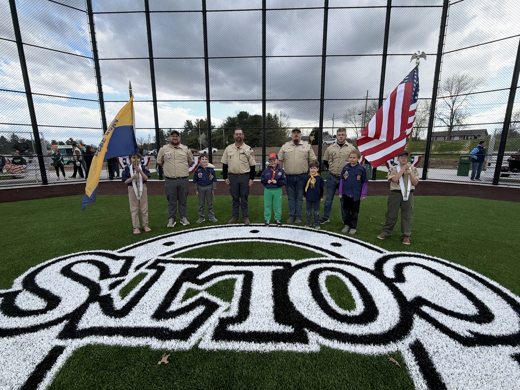 Cub Scouts presenting flags
