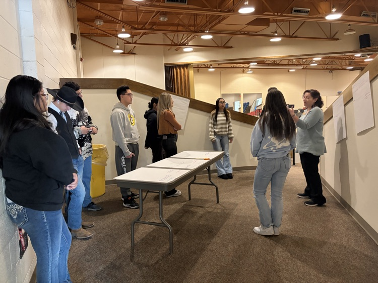 Students attending ROCANM event. 