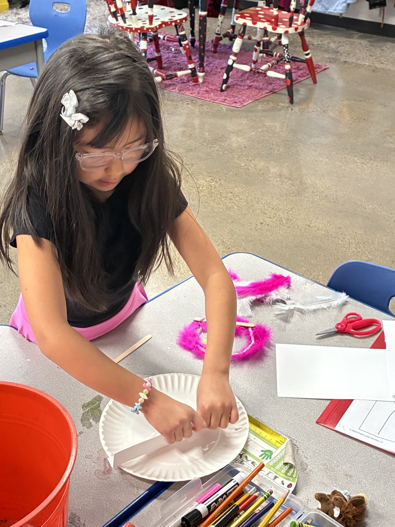 Mrs. Adams' class learning about Animal Adaptations 