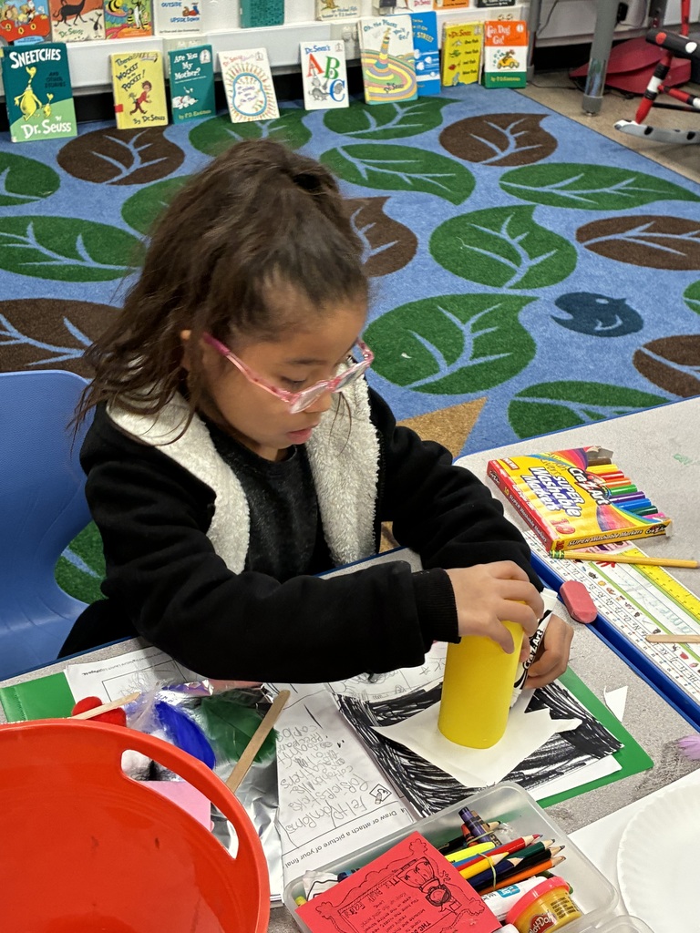 Mrs. Adams' class learning about Animal Adaptations 