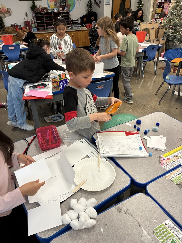 Mrs. Adams' class learning about Animal Adaptations 