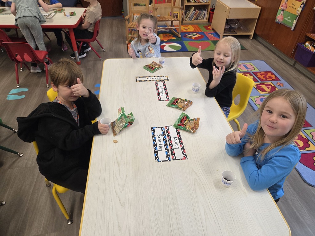 kids doing color-themed activities