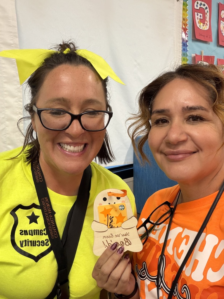 Sunset/Cheney's Campus Safety Liaison Sabrina surprises Mrs. Sanchez with a little thank you for being safety-minded