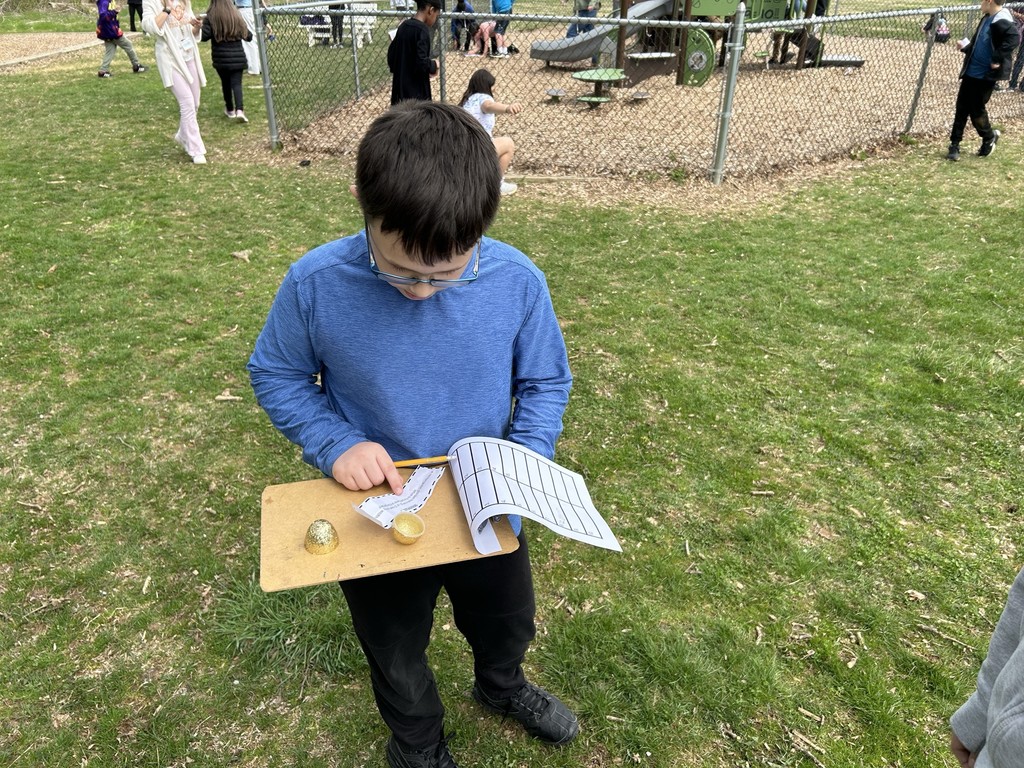 3rd grade egg hunt