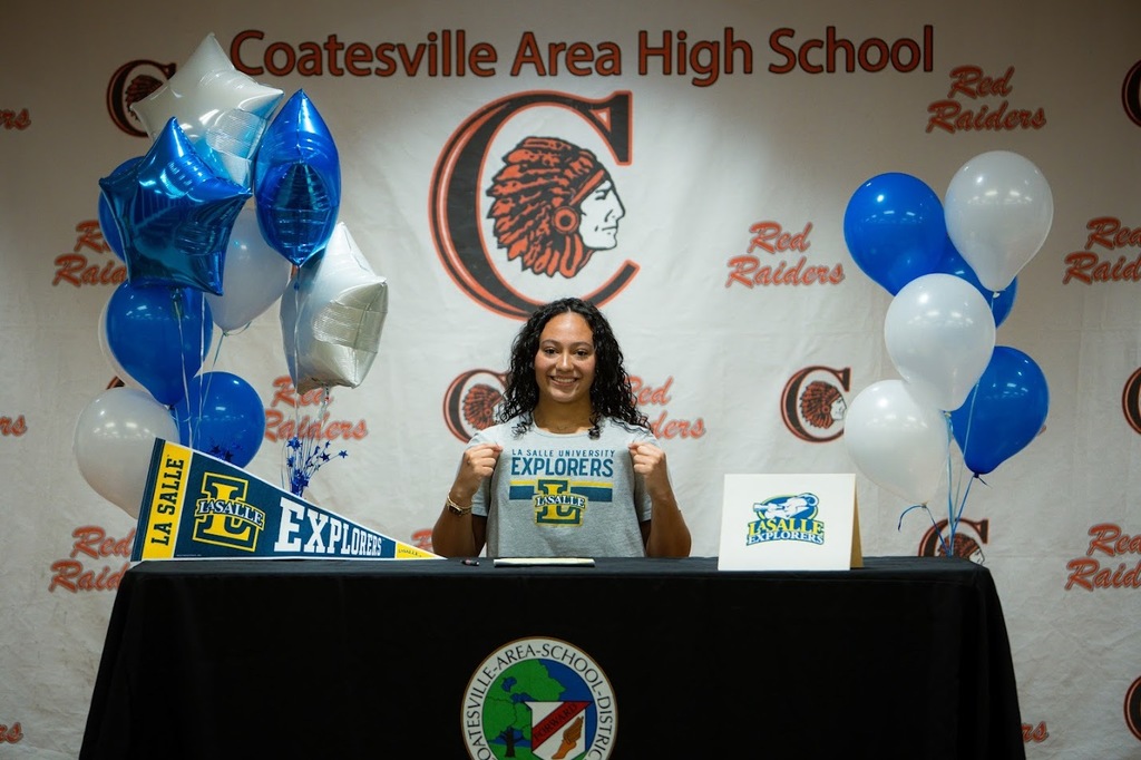 Picture of Kylee Bostic showing off her LaSalle swag.