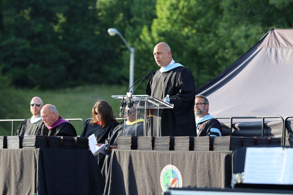 Mr. Chenger addresses the graduating students