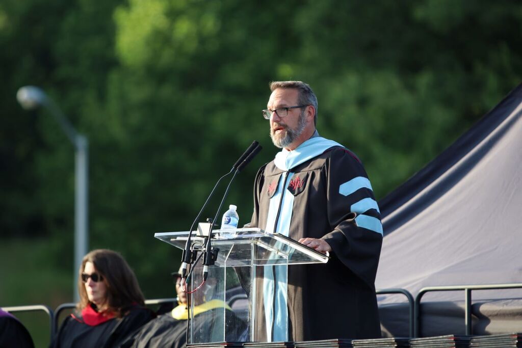 Dr. Rybarczyk addresses the graduating students