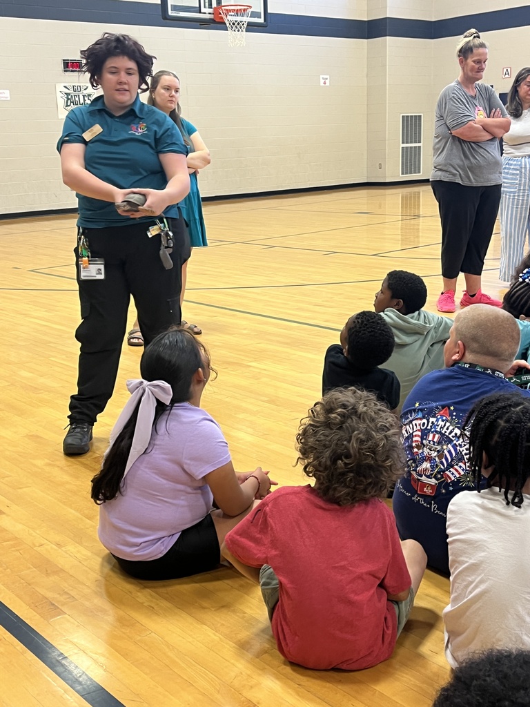 Elementary Summer Program, Elmwood Zoo Visit Pic #5