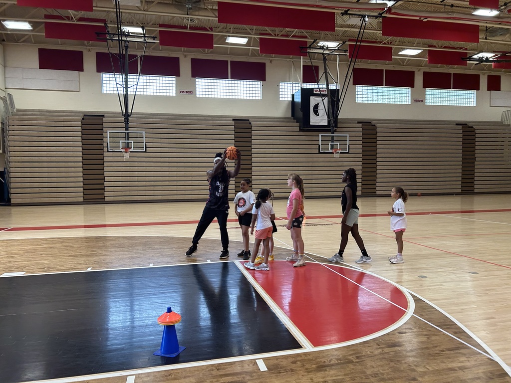 2026 Summer Girls Basketball Camp Pic #4