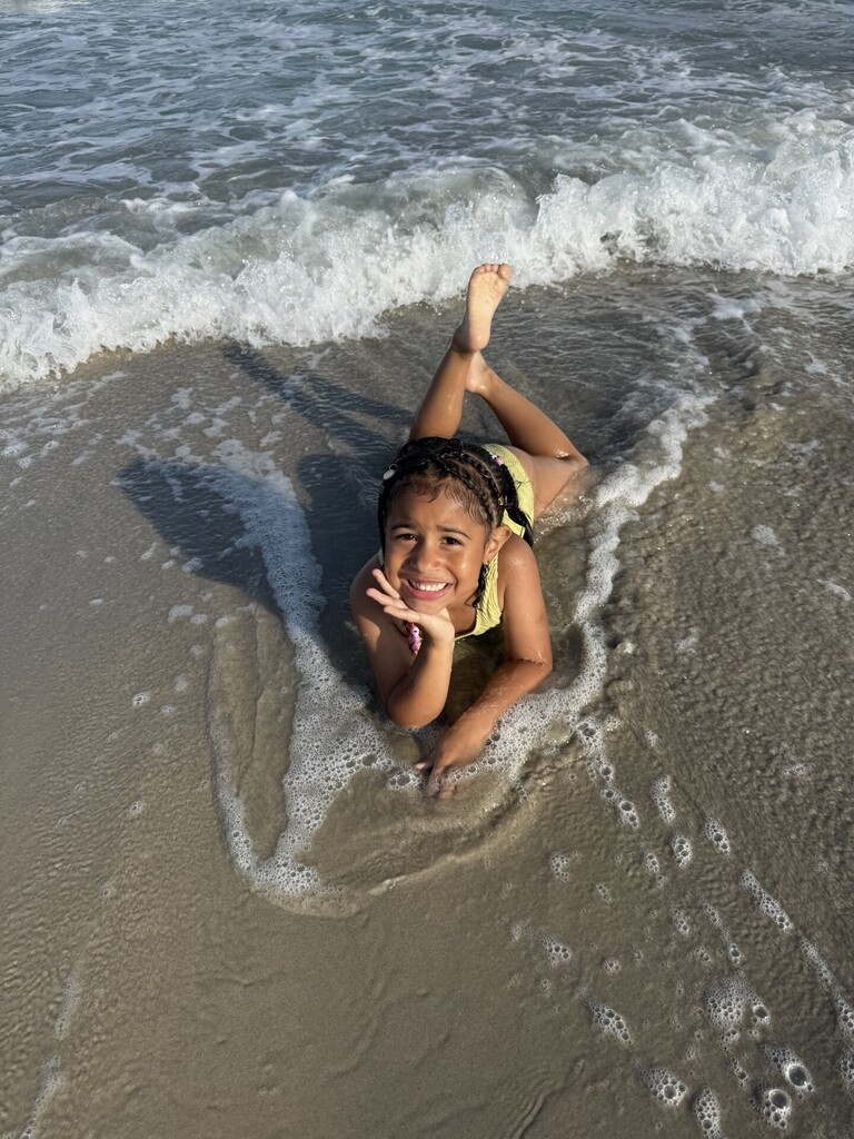 Summer Snapshots 2026 -- Jazlyn Jones in Wildwood pic #4