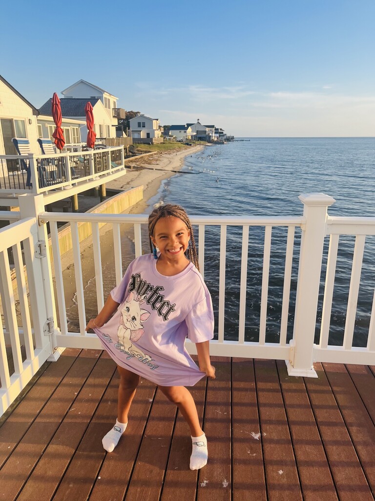 Summer Snapshots 2026 -- Zoe Speller pic #1