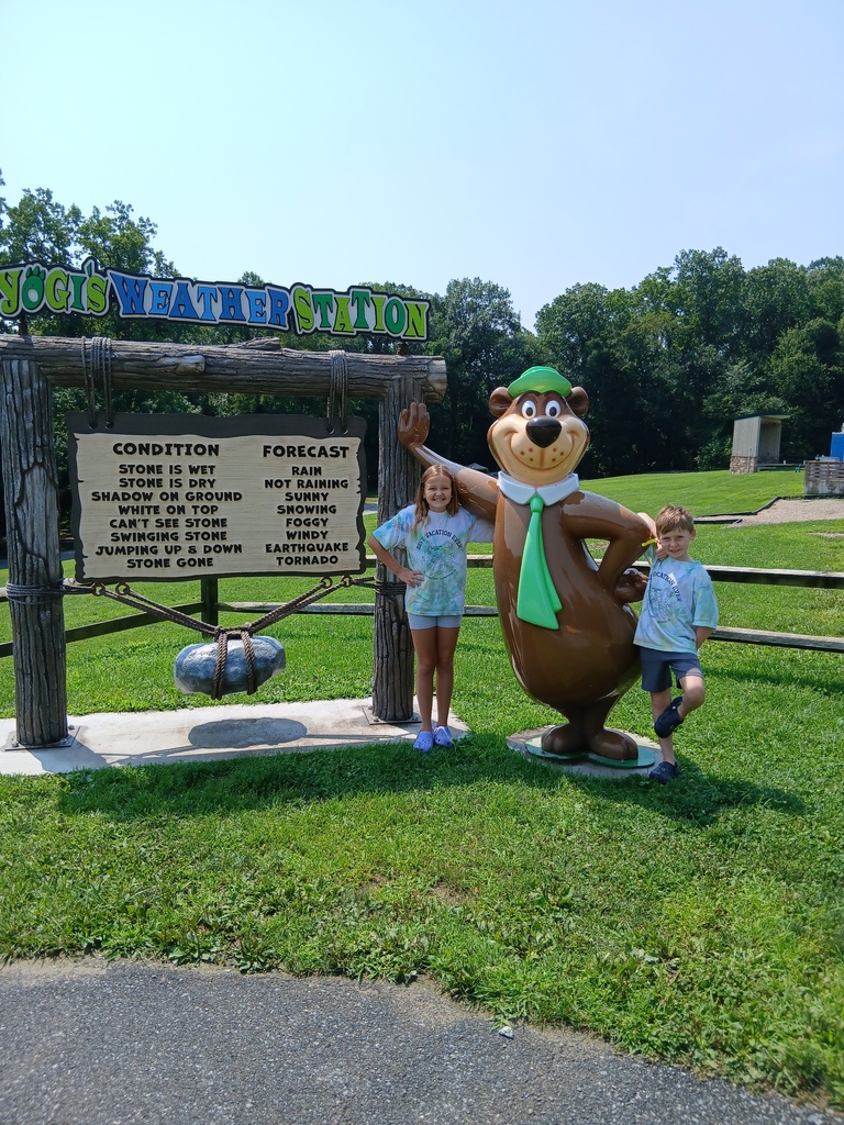 Maggie&Rowan_Reeceville Pic #9