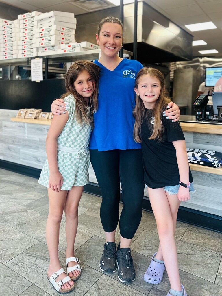 Summer Snapshots 2026 -- Chelsea, Evie, and Miss Boettger at Pizza 316.